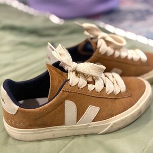 Veja Campo Bold Suede Camel Pierre